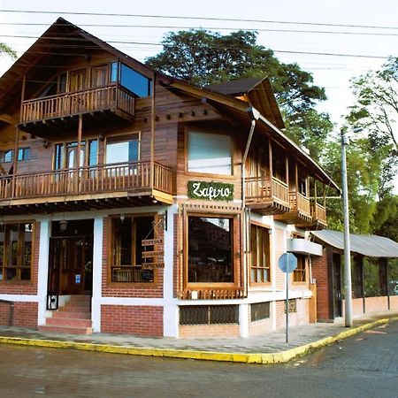 Hostal Zafiro ميندو المظهر الخارجي الصورة