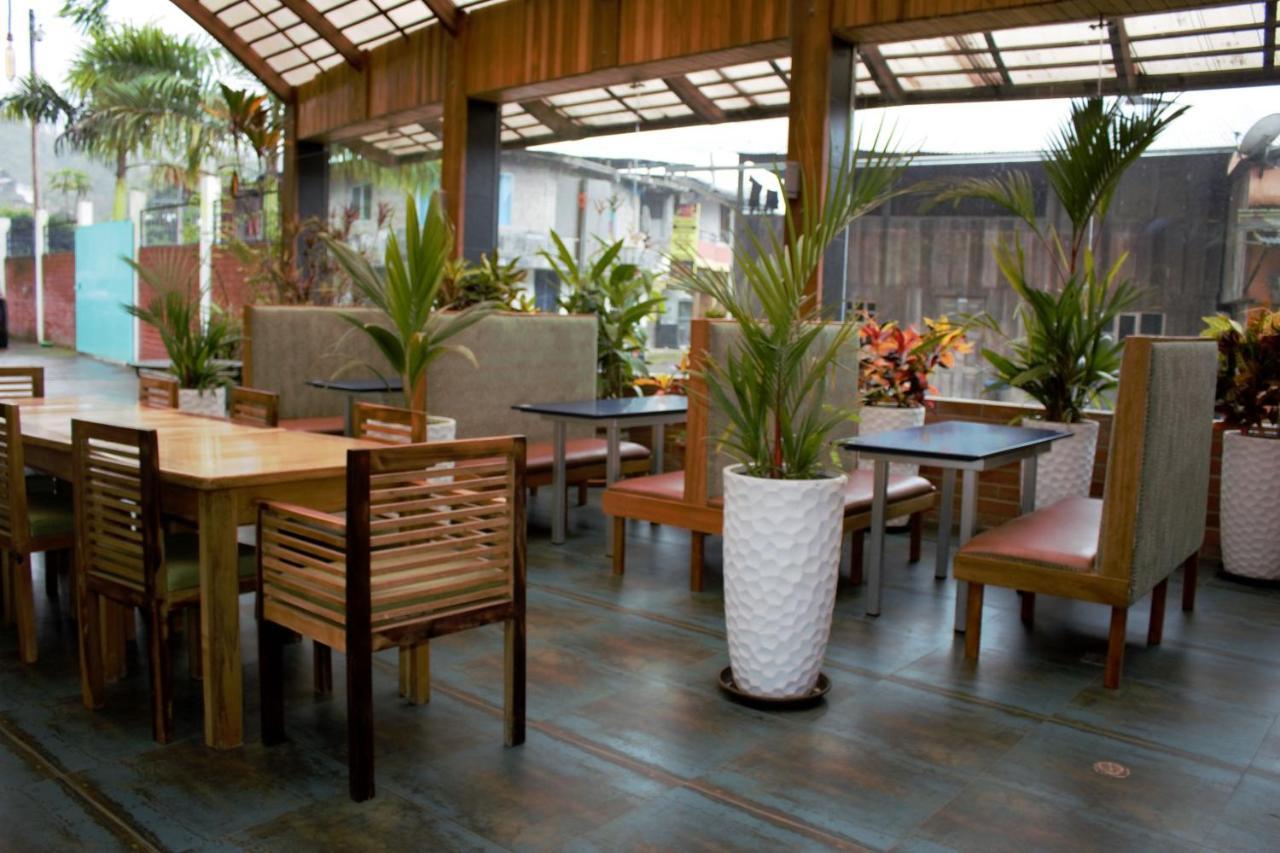 Hostal Zafiro ميندو المظهر الخارجي الصورة