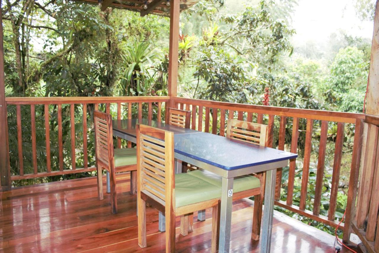 Hostal Zafiro ميندو المظهر الخارجي الصورة