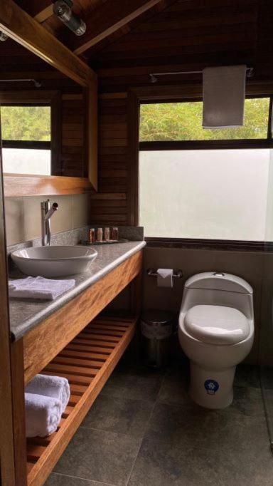 Hostal Zafiro ميندو المظهر الخارجي الصورة