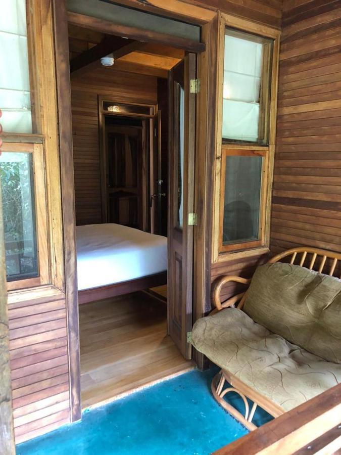 Hostal Zafiro ميندو المظهر الخارجي الصورة